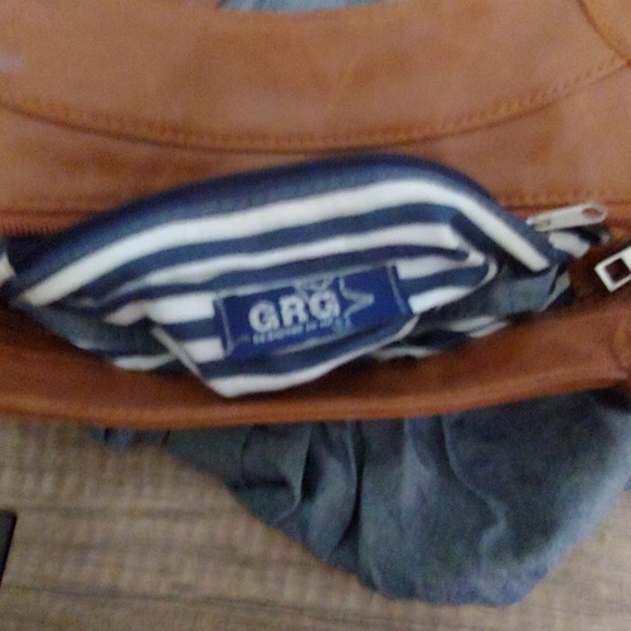 Purse - Picture 2 of 2